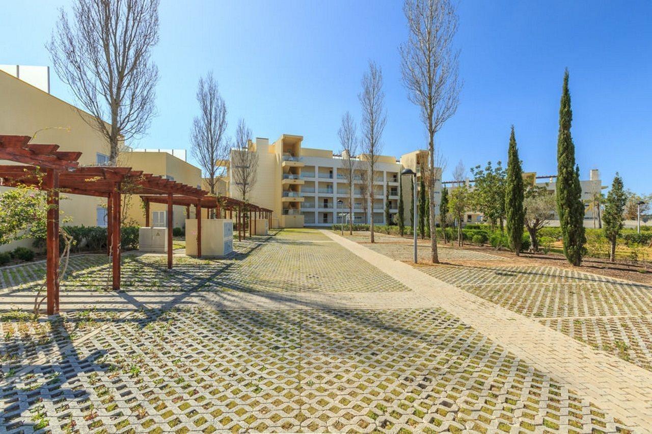 Resort Laguna - 4*